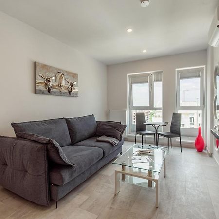 Fancy Penthouse Studio With Lakeview W10 Bukarest Eksteriør billede