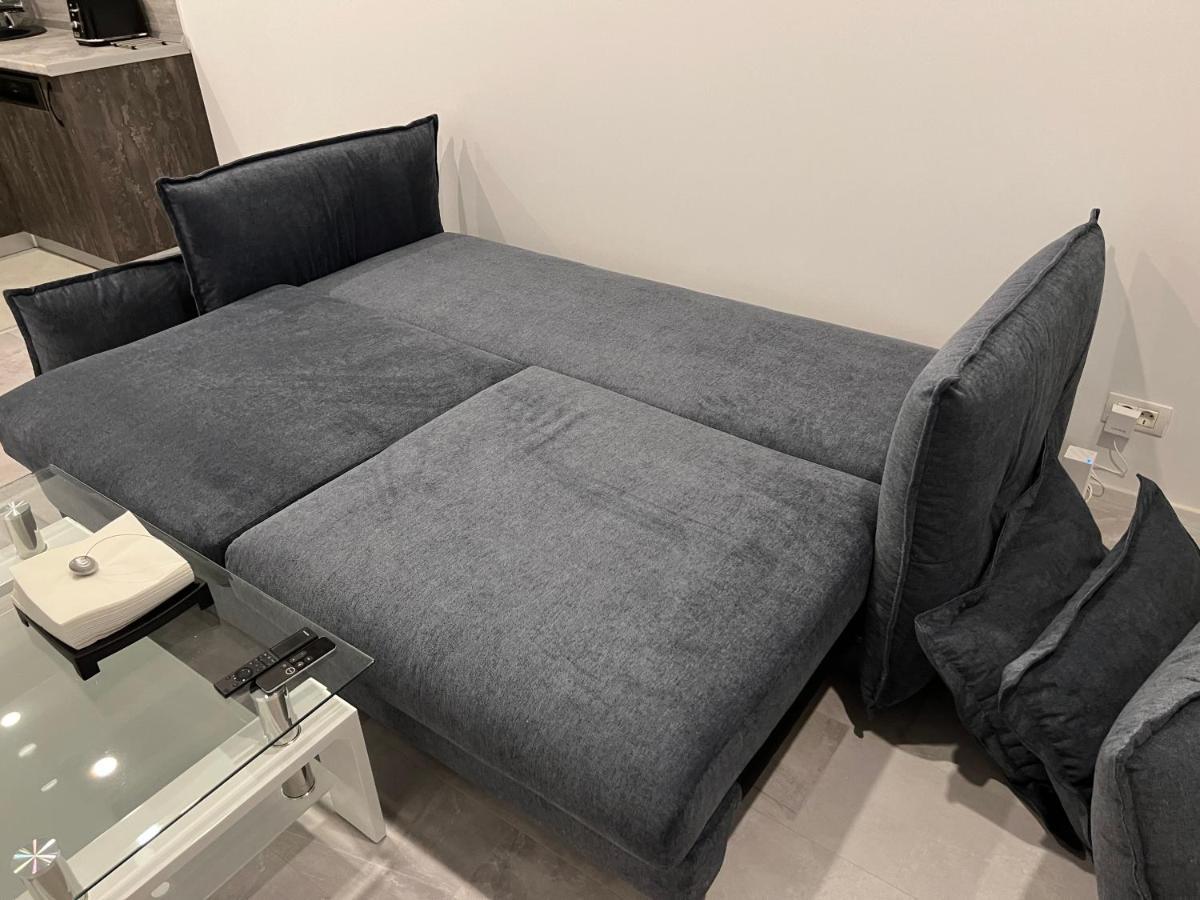 Fancy Penthouse Studio With Lakeview W10 Bukarest Eksteriør billede