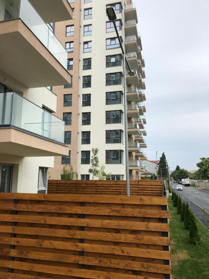 Fancy Penthouse Studio With Lakeview W10 Bukarest Eksteriør billede